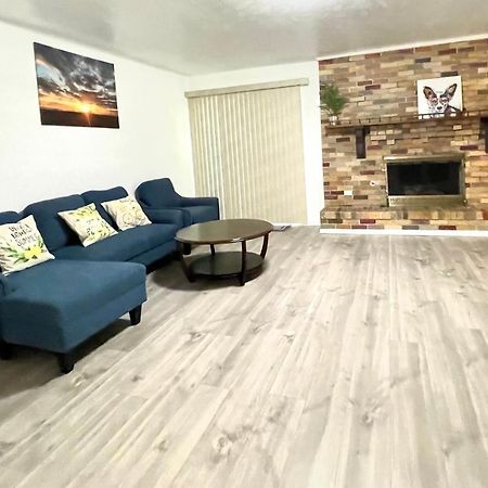 Downtown In Plano Apartman Kültér fotó